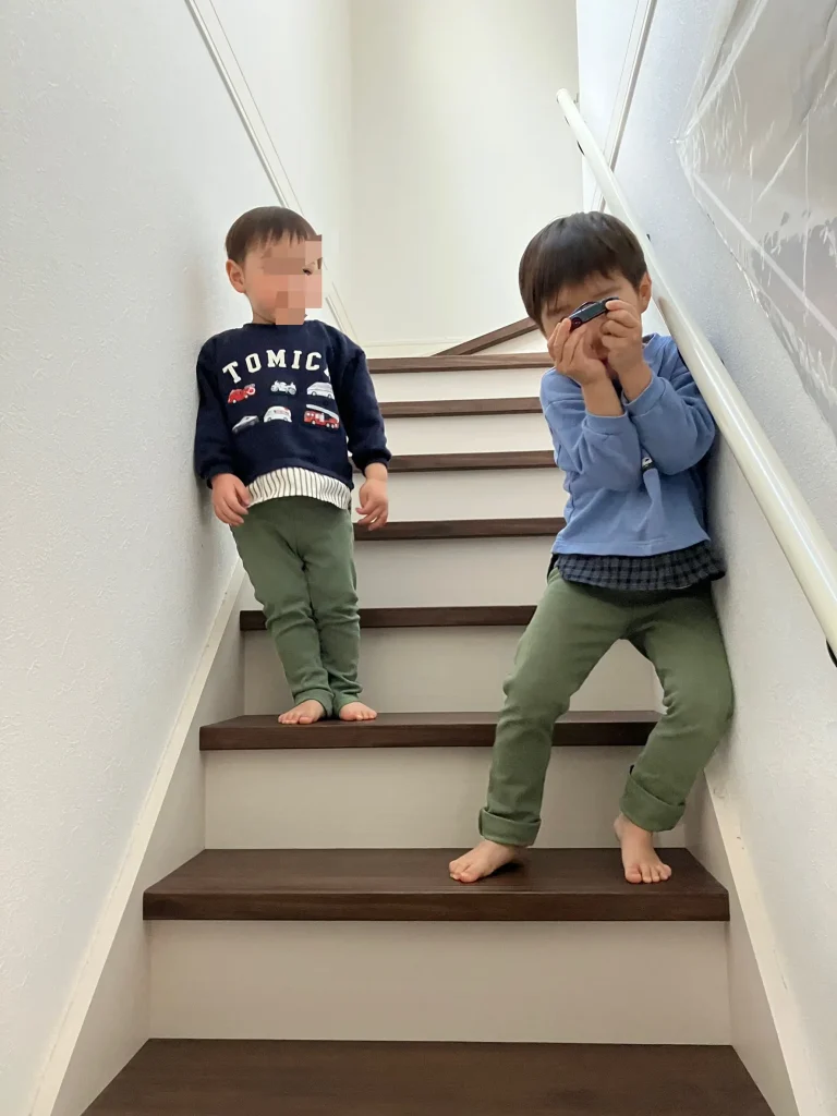 エバークローゼットストレッチパンツ