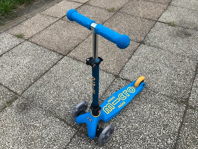 マイクロスクーター