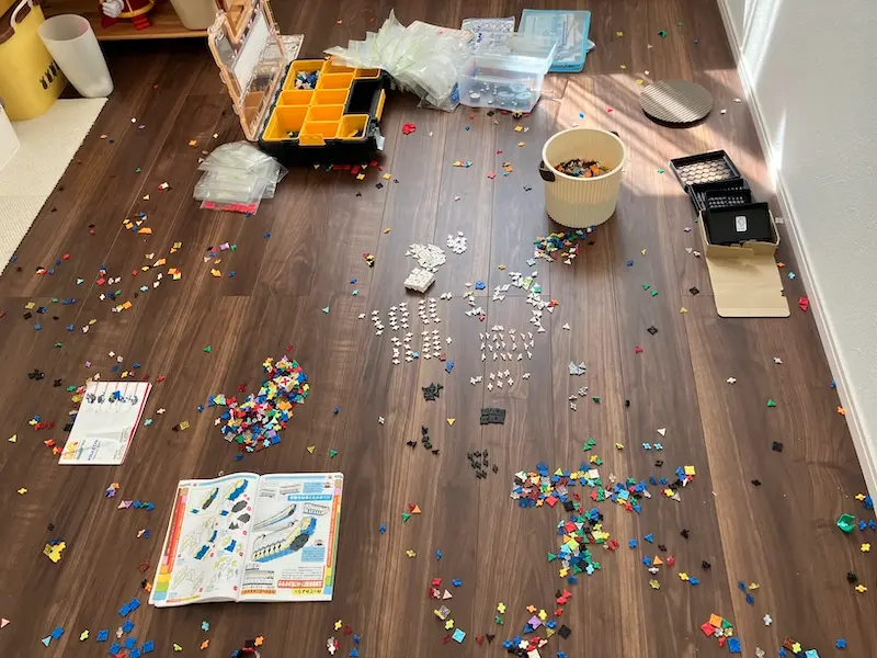 ごちゃごちゃの部屋
