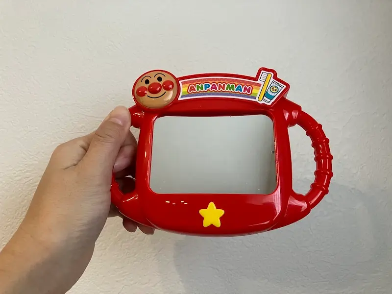 アンパンマン　ビカビカはみがきミラー
